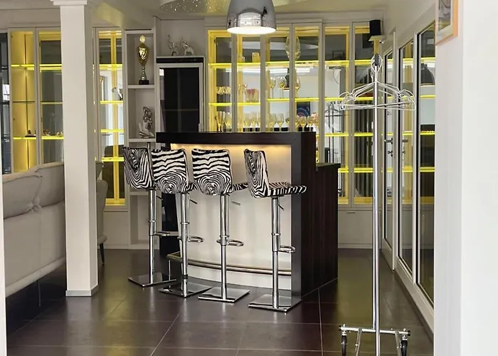 With Bar, Recreation In *